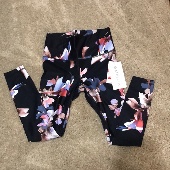 Athleta yoga, running workout, tights, new great Christmas gift. - Picture 2 of 10